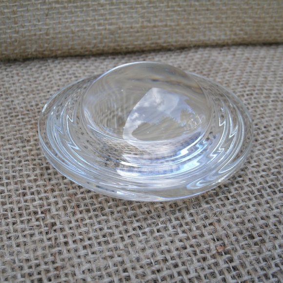 Vintage Round Glass Dome Magnifier - Picture 5 of 12